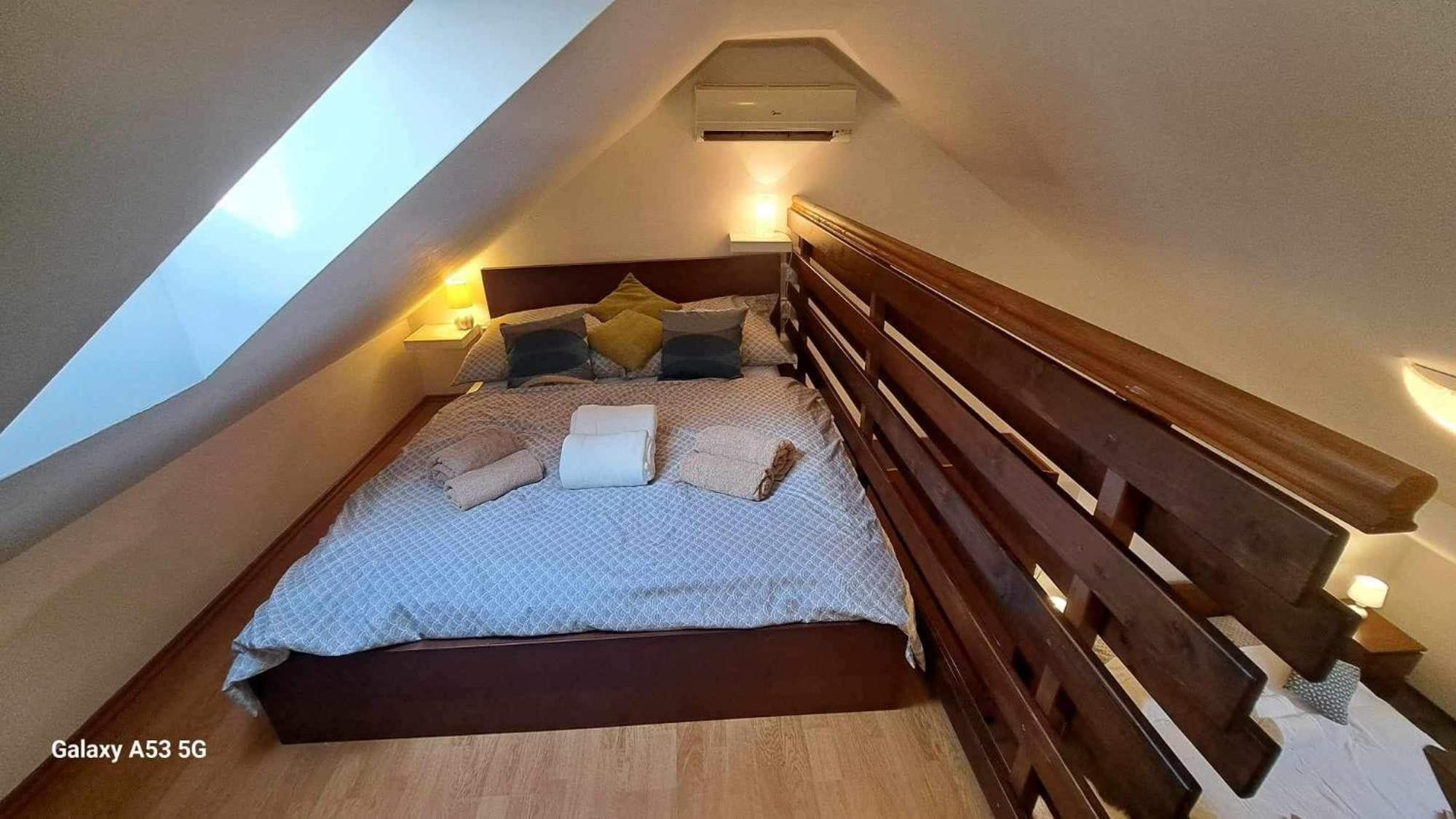 Viktoria Apartman Gyula Exterior foto